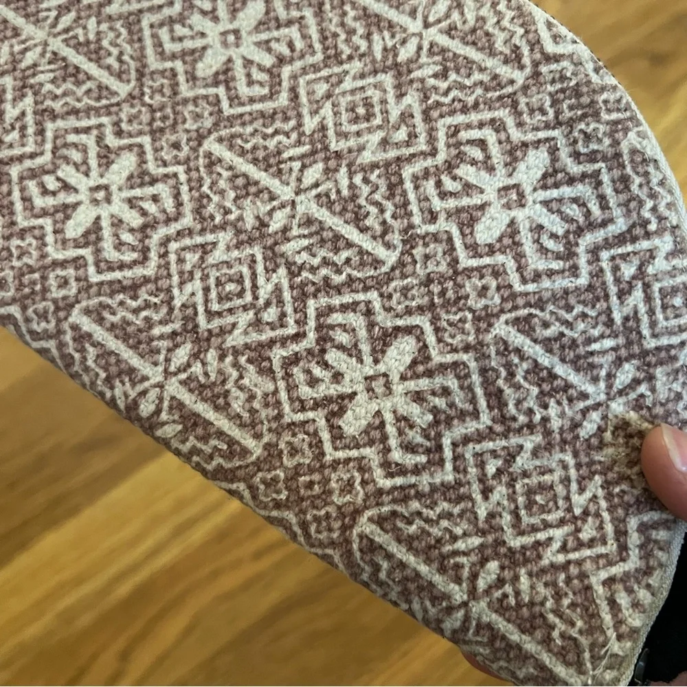Boho Aztec Print Patterned Tassel Zip Clutch